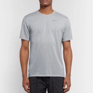 Men’s Nike Light Grey Top Size Small
